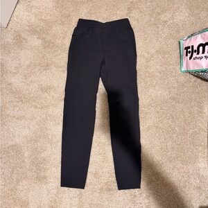 Lululemon License to train pant